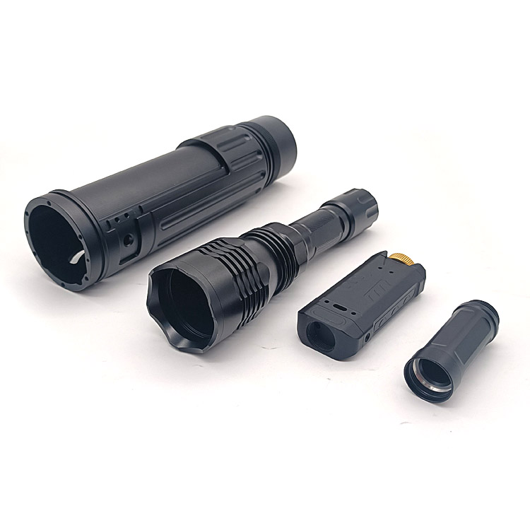 Boîtier de lampe de poche en aluminium