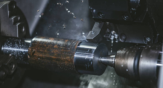 Difference Between Transverse Turning and Longitudinal Turning