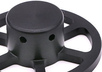 Traitement de surface anodisé de pièces en plastique