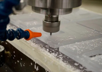 Pièces d'usinage CNC en plastique par lots